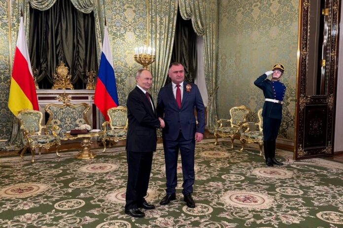 Gagloev Resigns as Tskhinvali’s De Facto Leader, Becomes Putin’s Adviser - Civil Georgia