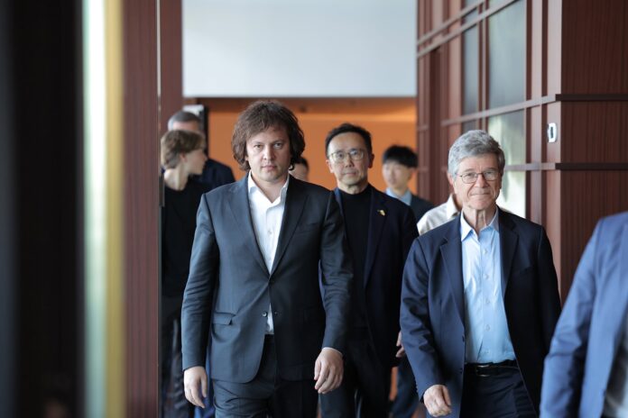 Kobakhidze Meets American Economist Jeffrey Sachs in Tbilisi - Civil Georgia