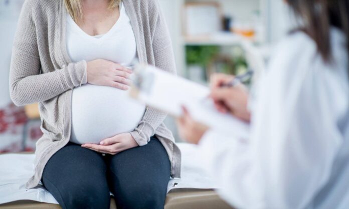 Two Founders of ‘Kinderly Georgia’ Sentenced to Ten Years For Embezzling Surrogacy Funds - Civil Georgia