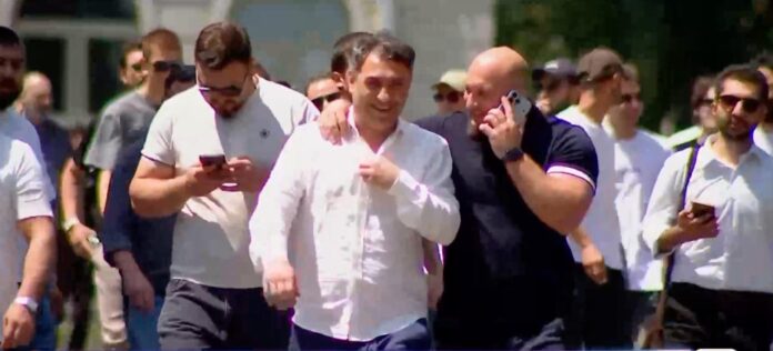Man Charged Over Assaulting Comedian Onise Okriashvili Released on Bail - Civil Georgia